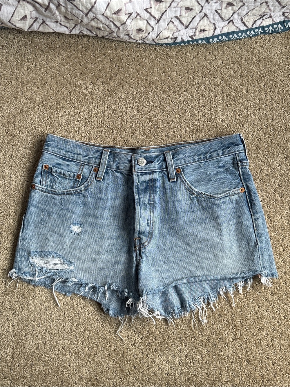Levi's 501 Original Denim Shorts, Light Blue Wash, Sz W29